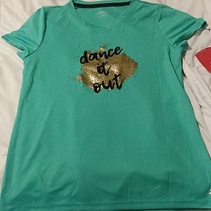Girls dance it out tee